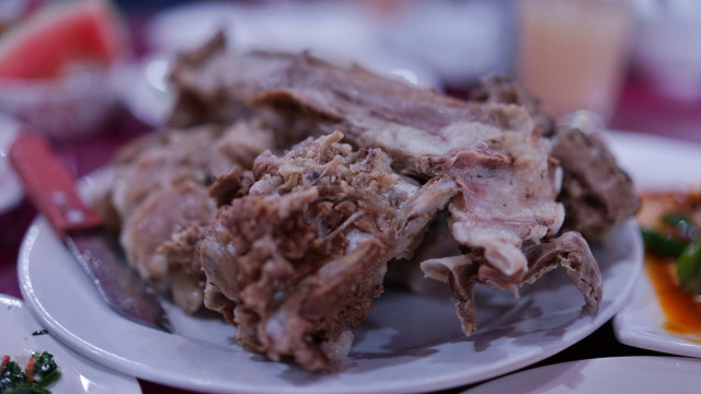 山花烂漫时,生活在别处-穿越那拉提