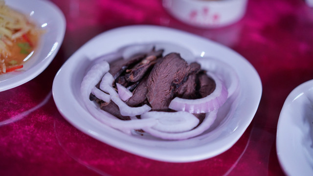 山花烂漫时,生活在别处-穿越那拉提