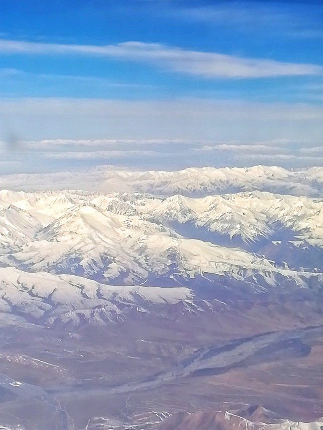 山花烂漫时,生活在别处-穿越那拉提