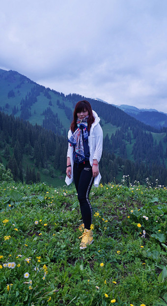 山花烂漫时,生活在别处-穿越那拉提