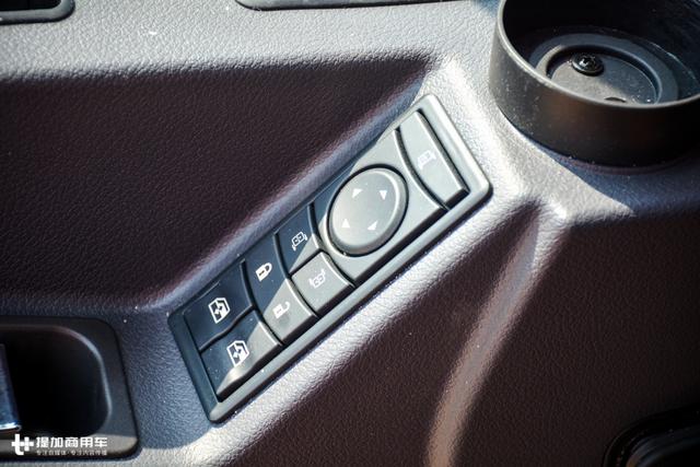 1000升油箱 <wbr>专属涂装,陕汽德龙X3000财富版图解