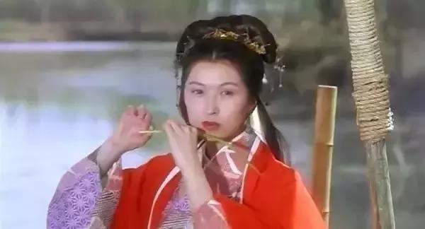 香港第一神剧《大时代》六位女神怎么样了？蓝洁瑛最让人心疼