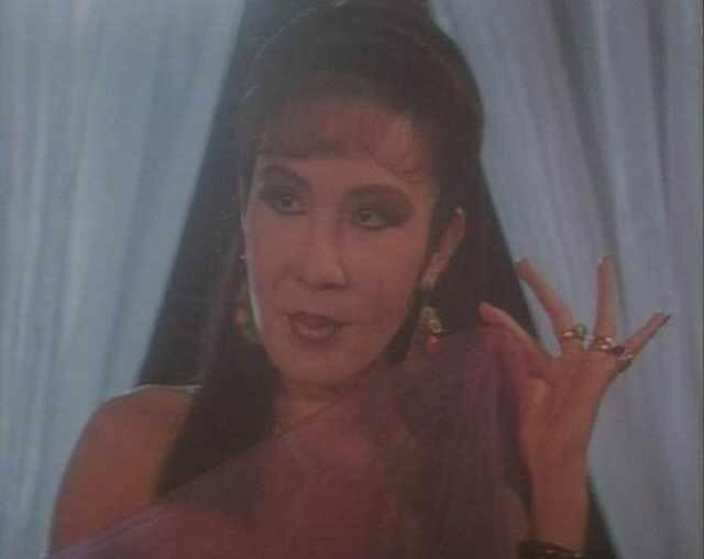 相貌平平却演绝世美人的明星,最后一位简直辣眼睛