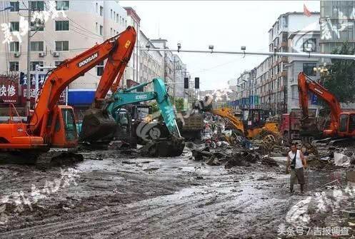 武警吉林省总队全力投入永吉灾后重建！帮受灾群众恢复生产生活！