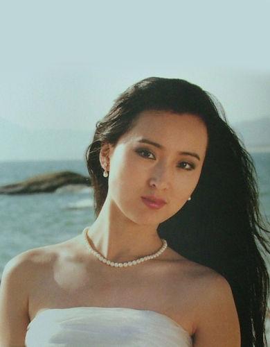 陈晓旭去世10周年巨额遗产再引风波，第二任丈夫秘密还俗还再婚