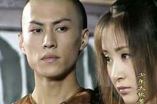 靳东为何现在才红看他年轻时照片就知 悟空问答网友说这15字才是主因