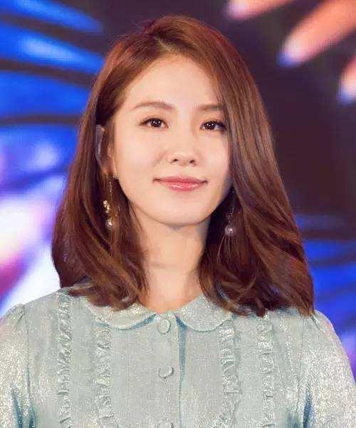 42岁的刘恺威还是当年小生模样，杨幂变化大，刘诗诗却长开了？