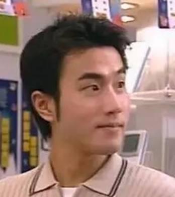 42岁的刘恺威还是当年小生模样，杨幂变化大，刘诗诗却长开了？