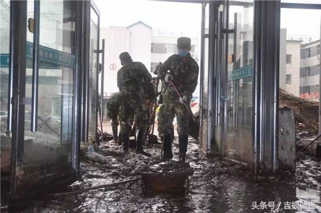 武警吉林省总队全力投入永吉灾后重建！帮受灾群众恢复生产生活！