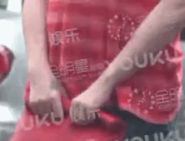 大S腹部隆起怀三胎?她为何冒着癫痫风险也要生不停? 大S腹部隆起怀三胎?她为何冒着癫痫风险也要生不停?