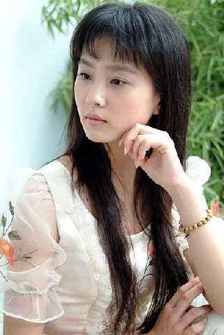 42岁的刘恺威还是当年小生模样，杨幂变化大，刘诗诗却长开了？