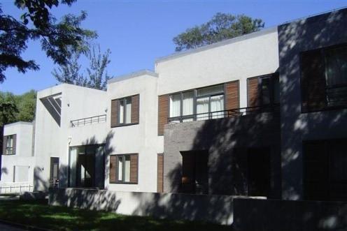 94岁杨振宁财产分配：41岁翁帆与其结婚13年，获得一套别墅使用权！她赚到了吗？