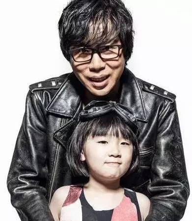 水木年华主唱卢庚戌都要二胎了 当年青春一去不复返