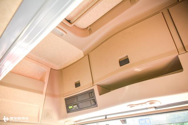 1000升油箱 <wbr>专属涂装,陕汽德龙X3000财富版图解