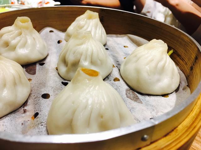 图为我拍的南京百年老店闰香阁小笼包