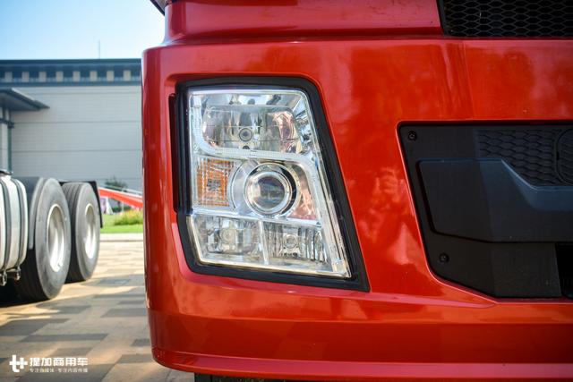 1000升油箱 <wbr>专属涂装,陕汽德龙X3000财富版图解