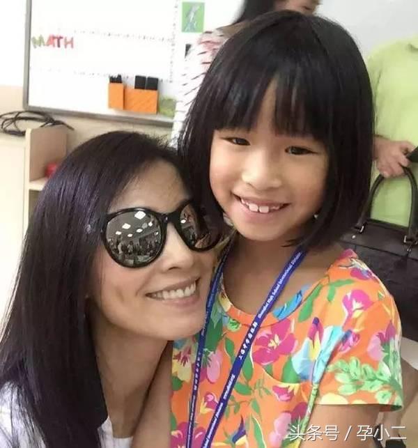 明星夫妻谁的基因更强大，一看便知！决定孩子长相的基因其实是这些