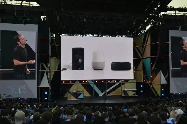 ▲谷歌在2016年的 I/O开发者大会首先对外推出了一款语音助手设备，被称为Google Home