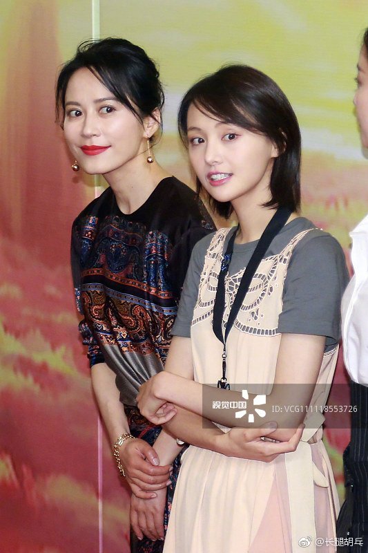 胡兵发微博盛赞俞飞鸿气质的同时黑惨了郑爽 网友还一边倒骂小爽