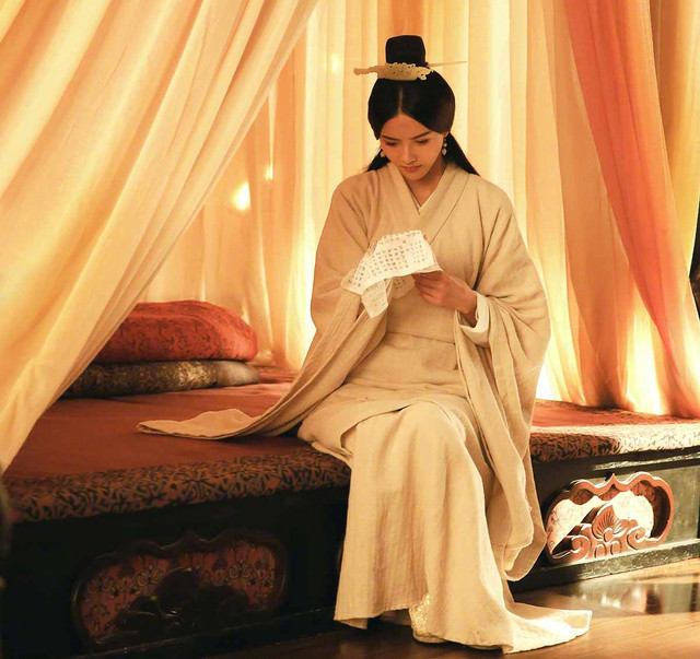 说说《军师联盟》的第一美女甄宓