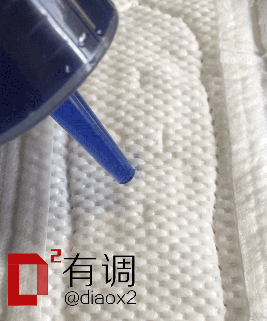 吸收极快（花王乐而雅F系列快速吸收日用卫生巾）