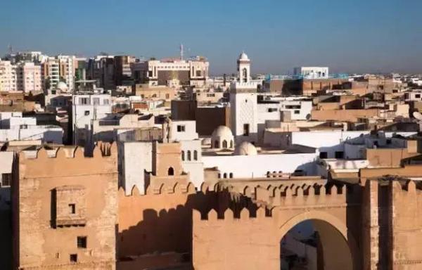 突尼斯对中国免签,但建议你谨慎前往!