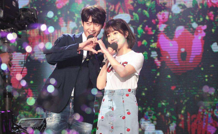 谭松韵魏大勋《致姗姗来迟的你》