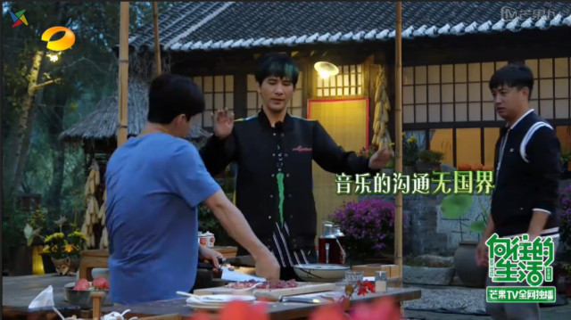 模式测评——《向往的生活》是《三时三餐》的中国翻版吗?