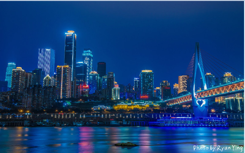 图2.重庆渝中半岛 摄影|应志超（已获授权使用，未经摄影师授权不允许转载）
