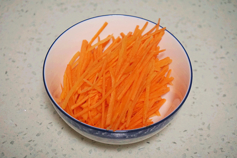 这菜太便宜,2元一大捆,却是时蔬中的维C冠军,此种做法更是鲜