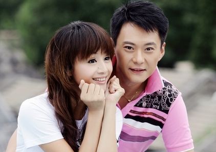 她曾是央视名嘴,出道前竟是剧组化妆师,被导演误认为女演员出道
