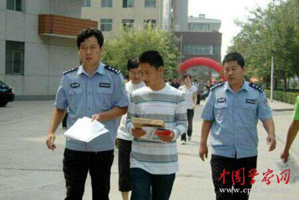 冀春雷——他的名字震慑犯罪分子