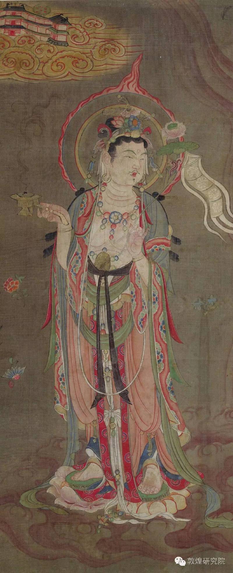 引路菩萨手执&ldquo;引魂幡&rdquo;