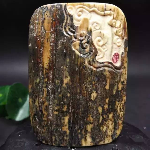 其实猛犸牙皮比果冻料更值钱!