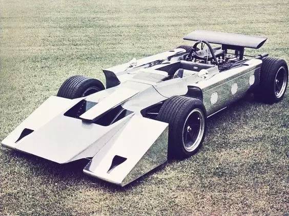 F1赛车为何不用四驱?这家发动机公司现身说法了