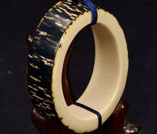 其实猛犸牙皮比果冻料更值钱!