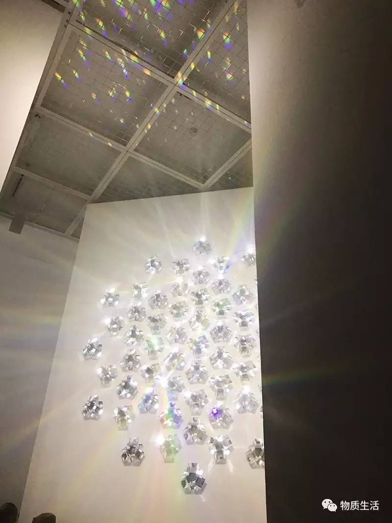 东京 <wbr>▏银座名牌店里的艺术展