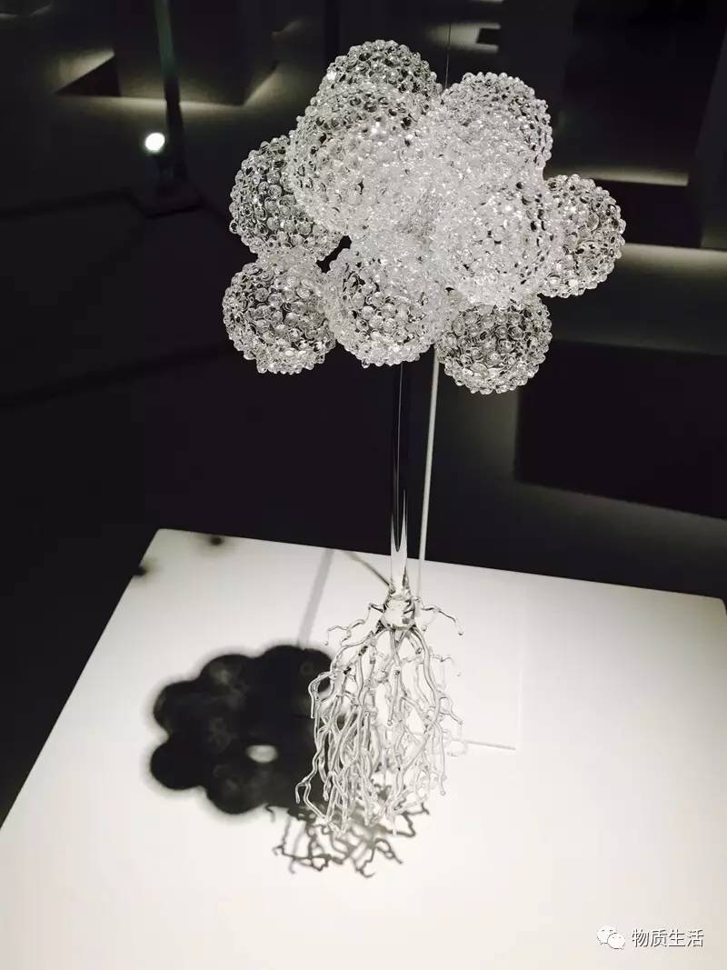 东京 <wbr>▏银座名牌店里的艺术展