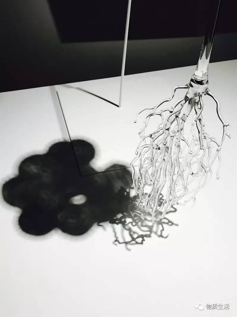 东京 <wbr>▏银座名牌店里的艺术展