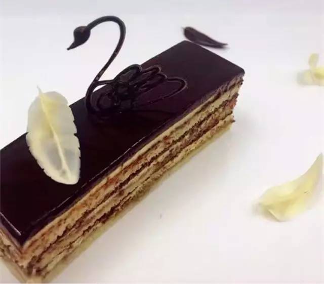 烘焙一生推 <wbr>| <wbr>这23款世界各国经典西点,你都集齐了吗! #一生至少做一次烘焙# Opera/欧培拉/歌剧院蛋糕