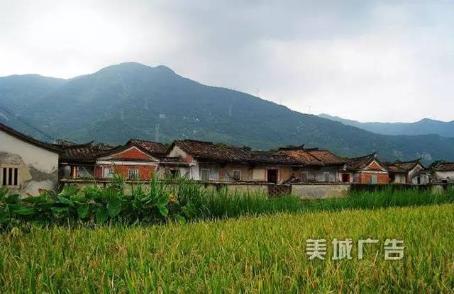 天然奇观东辉大峡谷——大坂山(美丽的山147) 图片来自网络