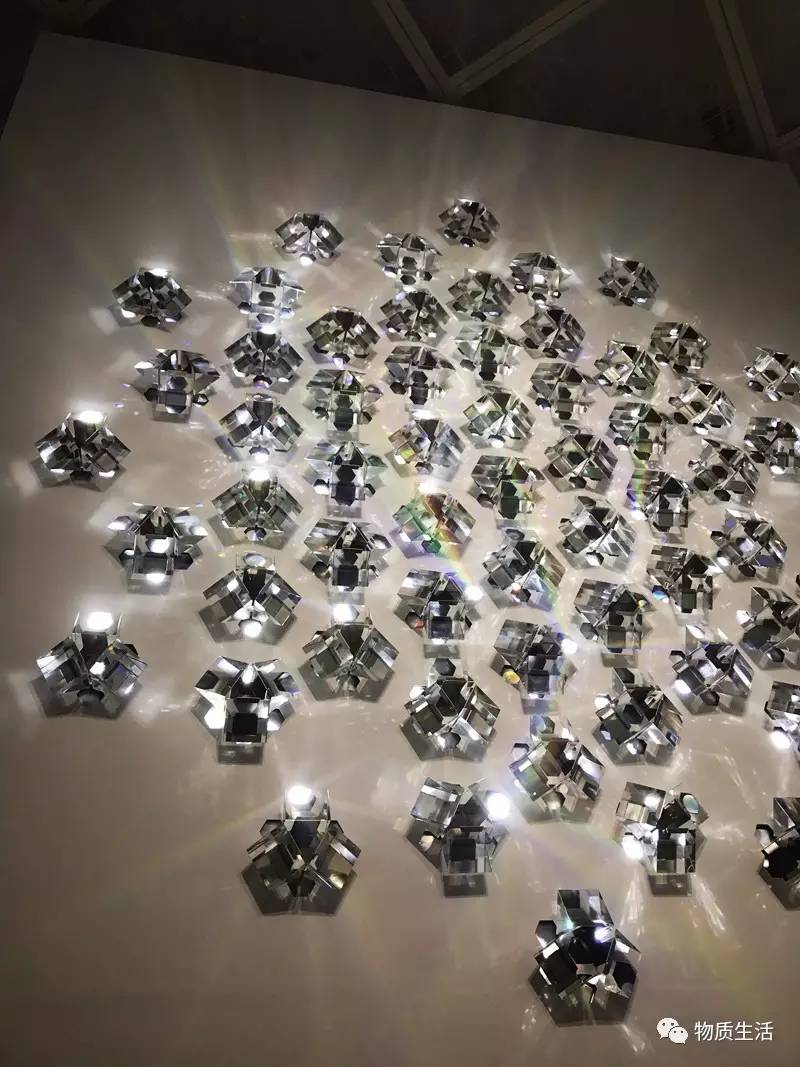 东京 <wbr>▏银座名牌店里的艺术展