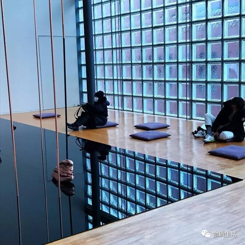 东京 <wbr>▏银座名牌店里的艺术展