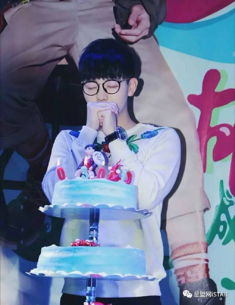 许生日愿望的胡夏