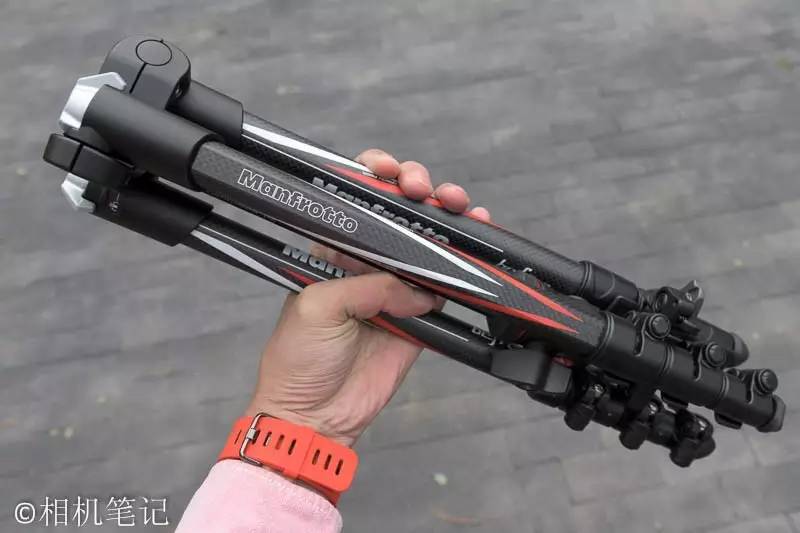 反折后的收纳尺寸很小