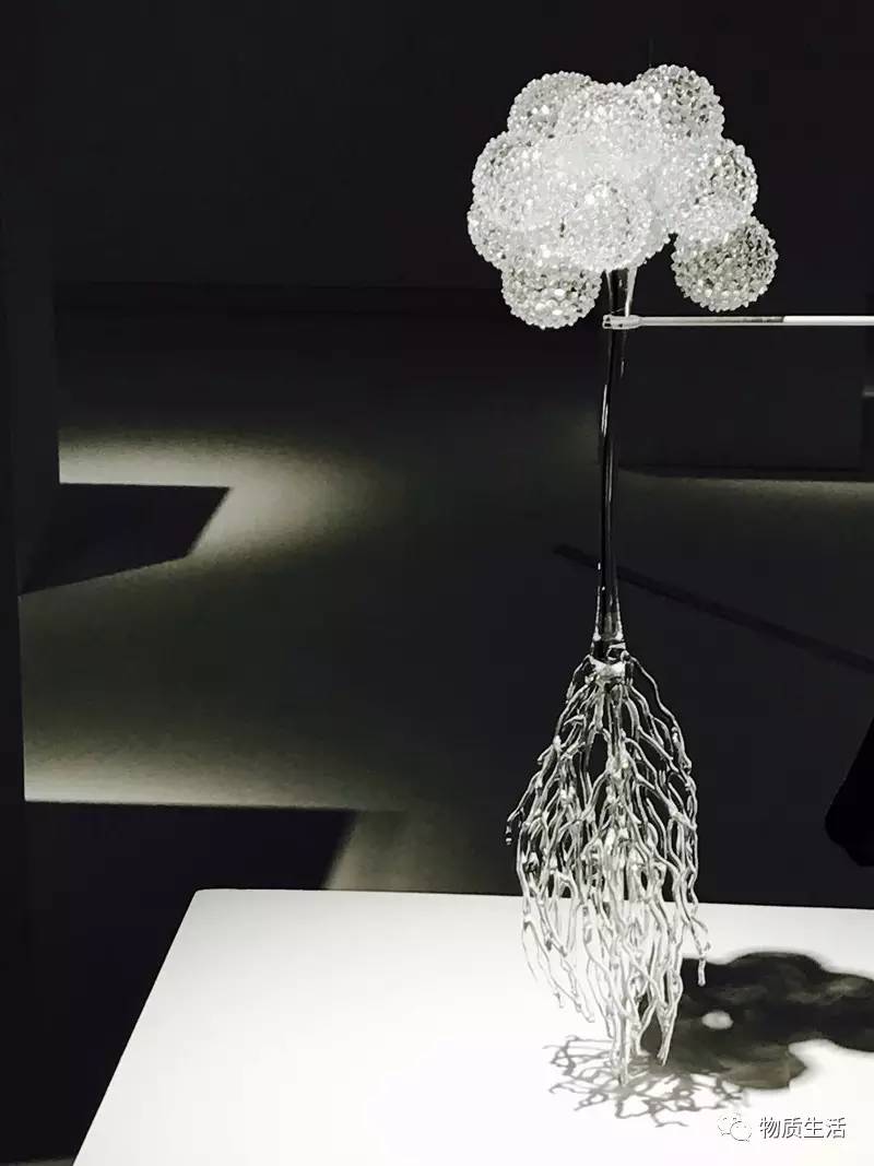 东京 <wbr>▏银座名牌店里的艺术展