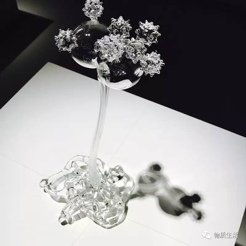 东京 <wbr>▏银座名牌店里的艺术展