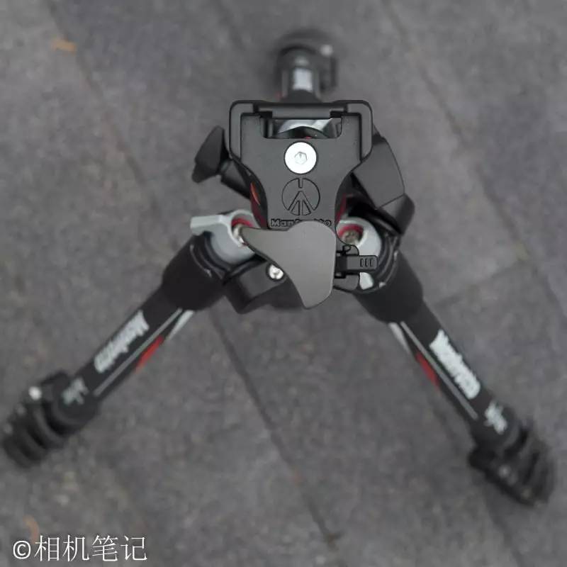 为反折设计的专用云台