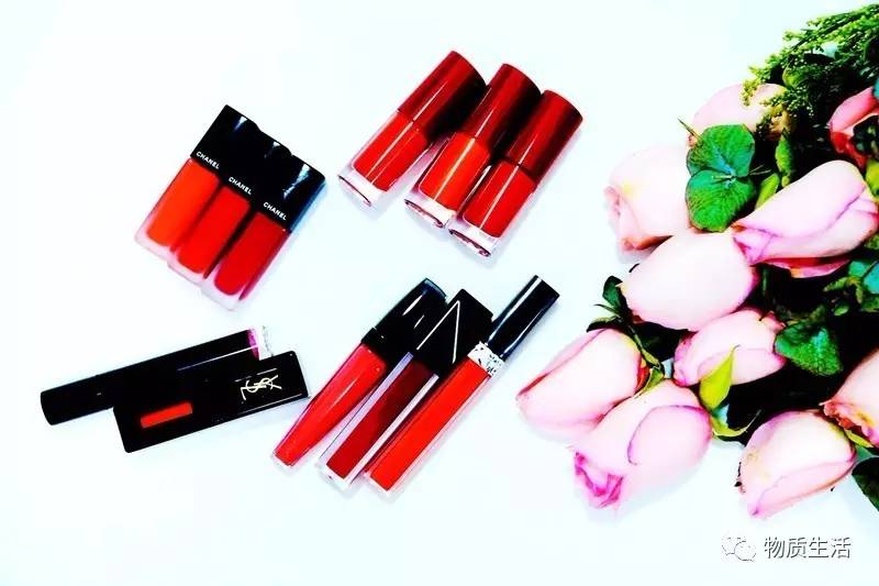 有颜色女郎 <wbr>▏一片红唇艳到春