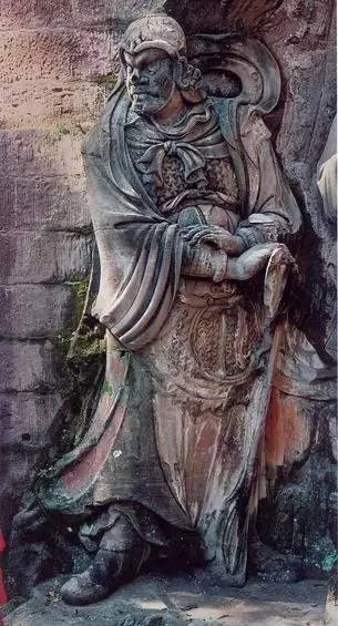 四川安岳的古佛造像以10万计,的确震撼!